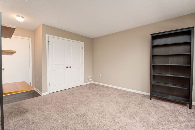 Building Photo - 5409 Greybull St