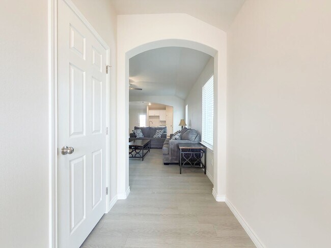 Building Photo - 1341 Bajada St