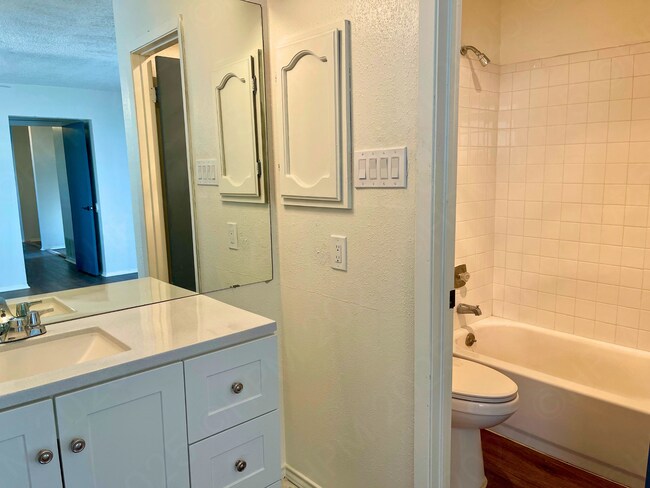 Building Photo - 8024 Echo Wind St