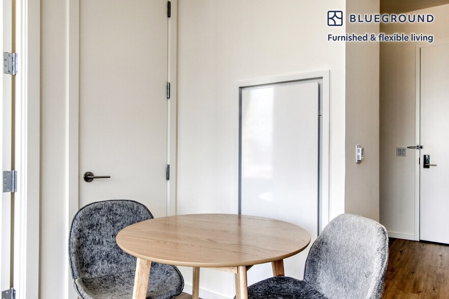 Building Photo - 545 Vanderbilt Ave