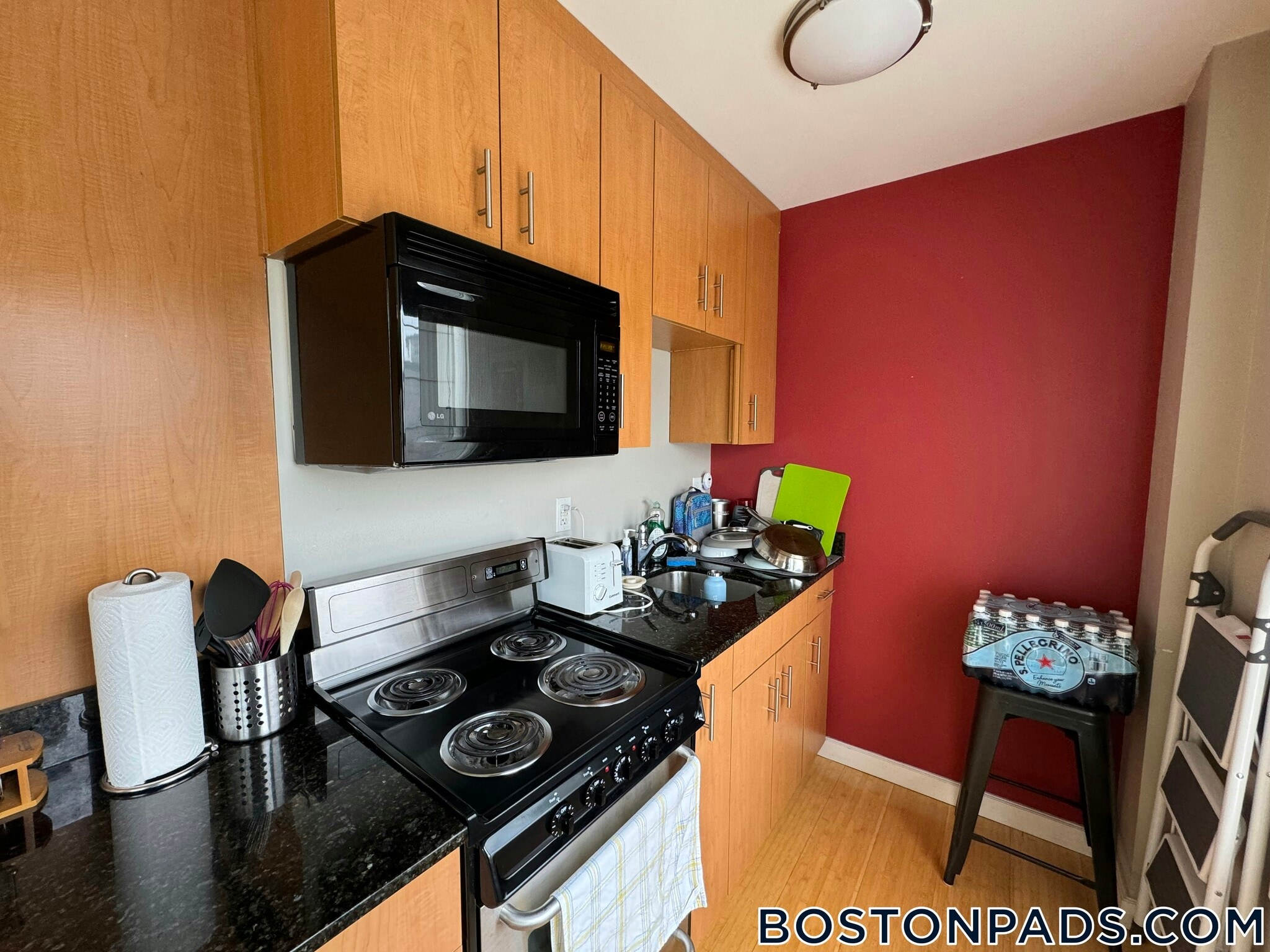 Building Photo - 62 Boylston St