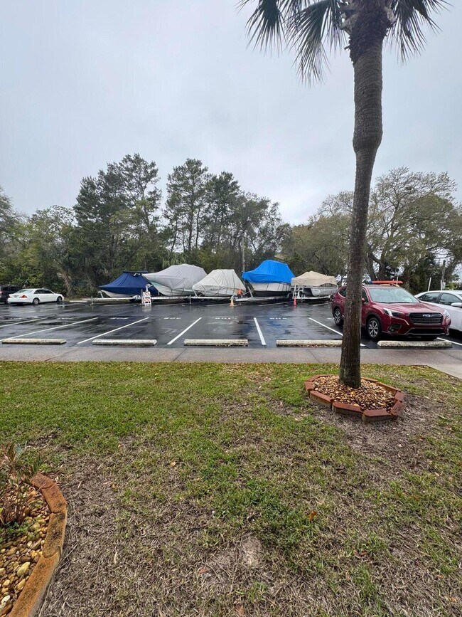 Building Photo - 3857 Indian Trail