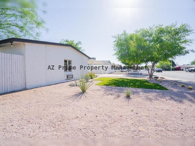Building Photo - 8139 E Osborn Rd