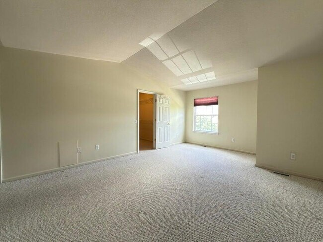 Building Photo - 1929 Harley Dr