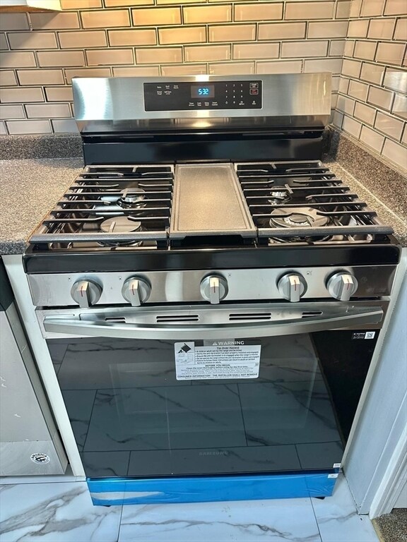 Building Photo - 363 Hildreth St