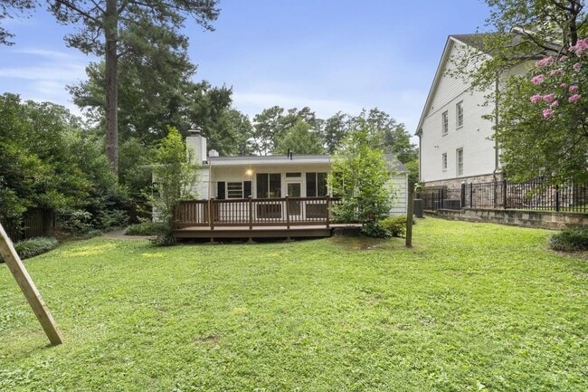 Building Photo - 2151 Radcliffe Dr NW