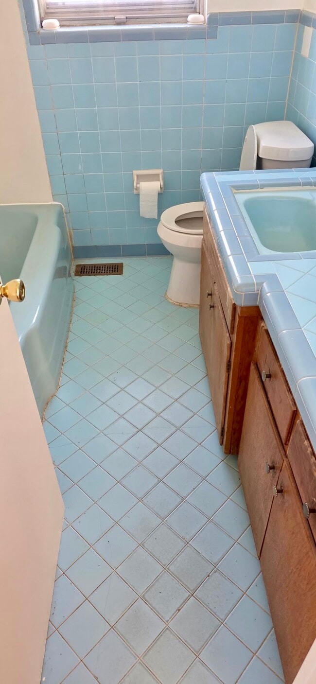 Building Photo - 601 N Sixth Street