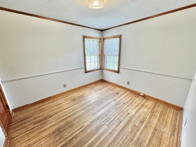 Building Photo - 3924 Cheryl Dr