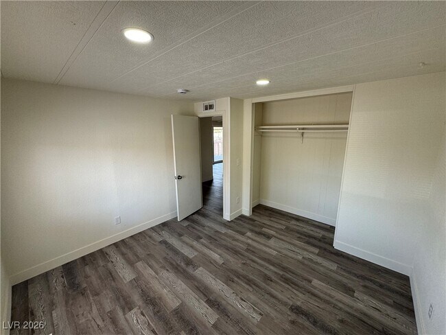 Building Photo - 2891 Lassen Ct