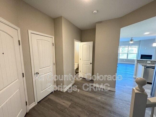 Building Photo - 764 Brambleberry Hts