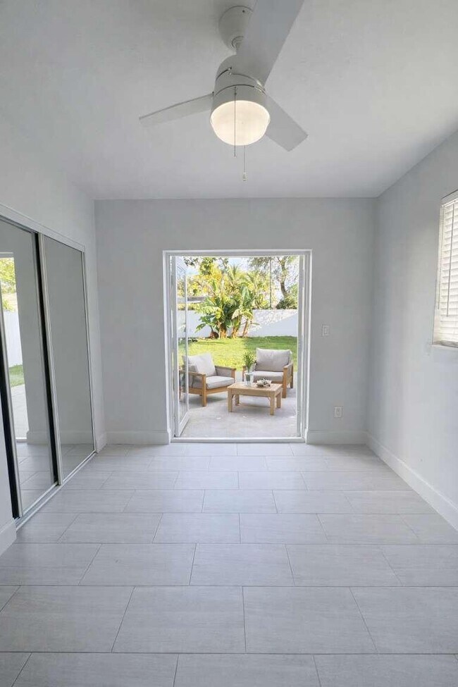 Building Photo - 1251 NE 211th Terrace