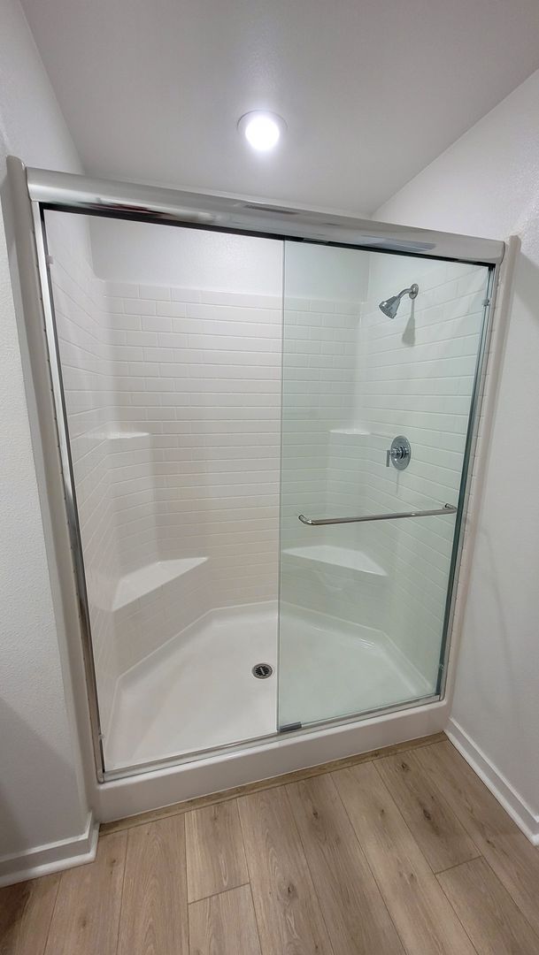 Building Photo - $1000 OFF MOVE IN COST on this Gorgeous Three Story 3 Bed 3 Bath Townhouse