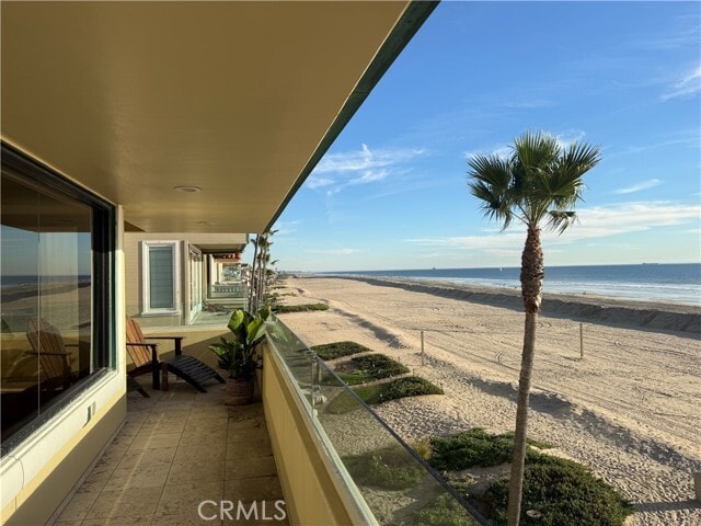 Building Photo - 72 Surfside Ave.