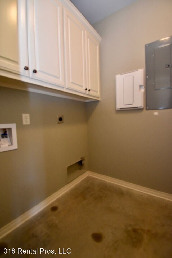 Building Photo - 3 br, 2 bath House - 102 Meadows Drive