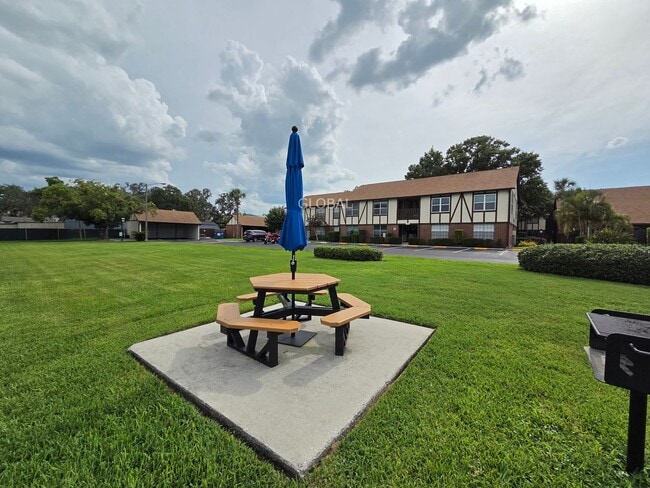 Building Photo - Lakefront First-Floor Condo in Camelot by the Lake, Orlando