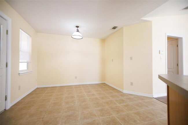 Building Photo - 164 Kaeleku Ln