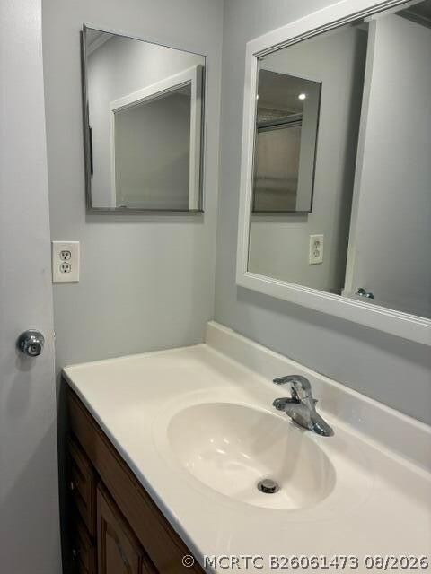 Building Photo - 626 Normandy Ln