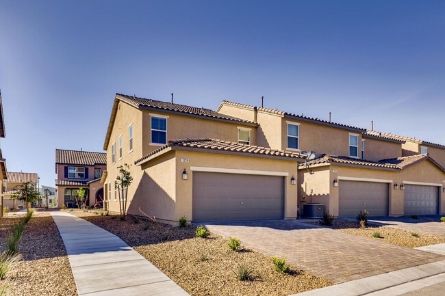 Building Photo - GORGEOUS HOME in Inspirada Community!!!