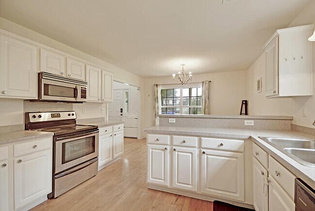 Building Photo - 2525 Wayne Scott Court FOR RENT!