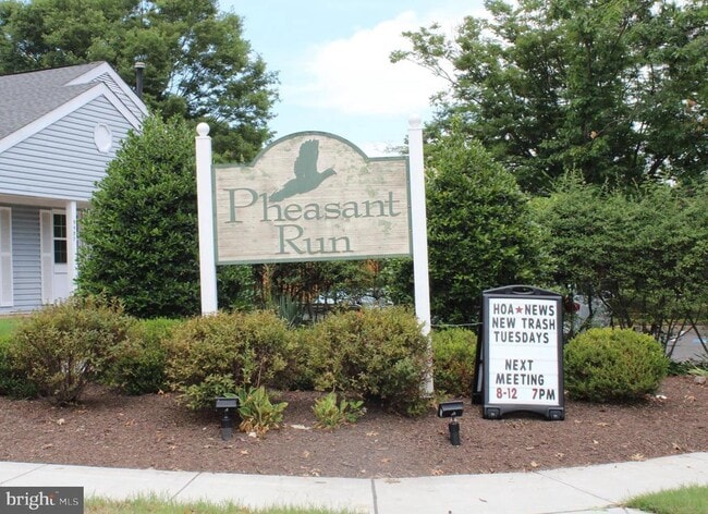 Building Photo - 12113 Pheasant Run Dr