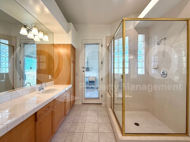 Building Photo - 15104 E Ridgeway Dr