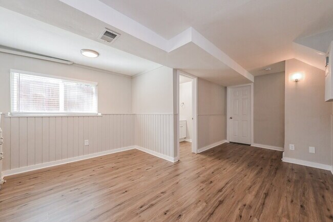 Building Photo - 16282 Bluebell Pl