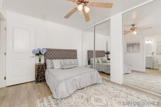 Building Photo - 526 Calle Montecito