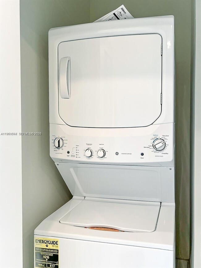 Building Photo - 8001 NW 41st St