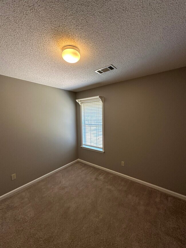 Building Photo - 6248 Lake View Cove