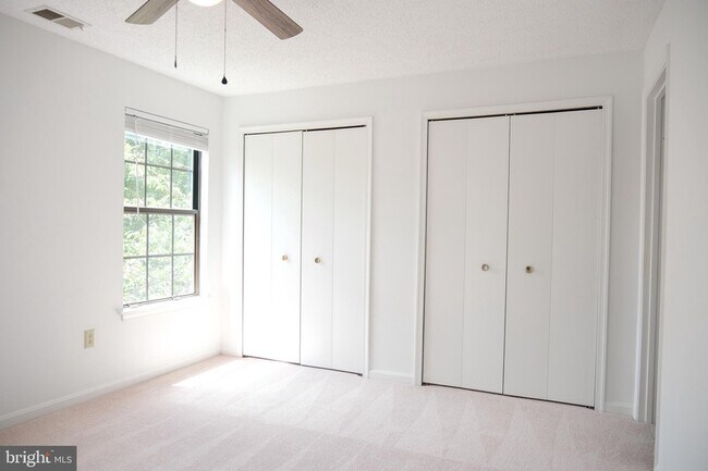 Building Photo - 6941 Mary Caroline Cir