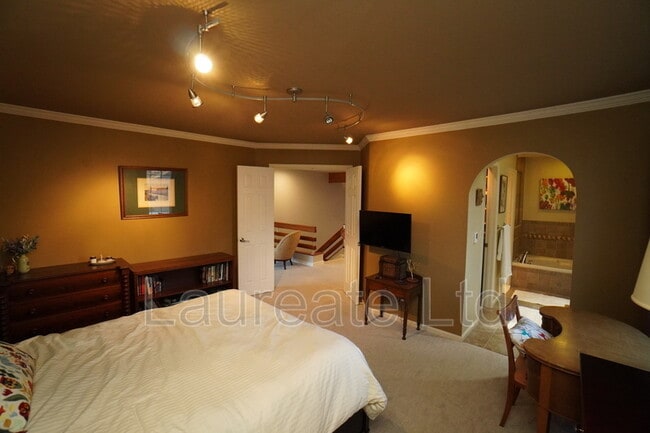 Building Photo - 9163 Cactus Ct