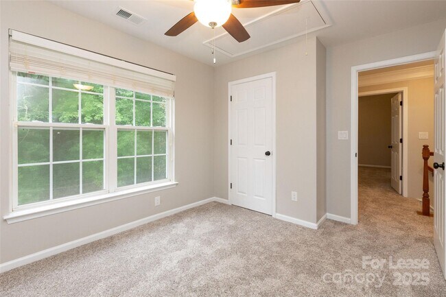 Building Photo - 155 Walmsley Pl