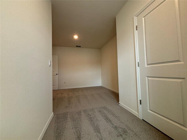 Building Photo - 11147 Crescent Deer Dr