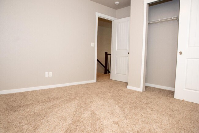 Building Photo - 7797 Wagonwood Pl