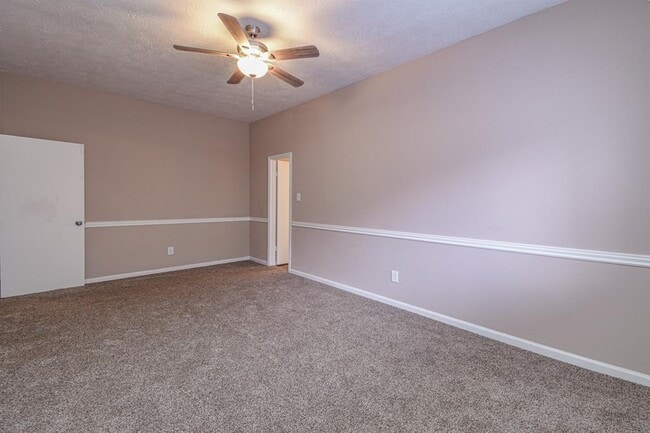 Building Photo - 15903 N Trace Dr