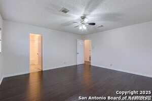 Building Photo - 10126 Silver Park