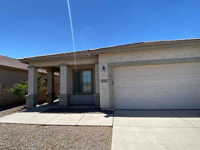 Building Photo - Available Now For Move In! Beautiful 4Bed/...