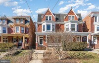 Building Photo - 340 College Ave