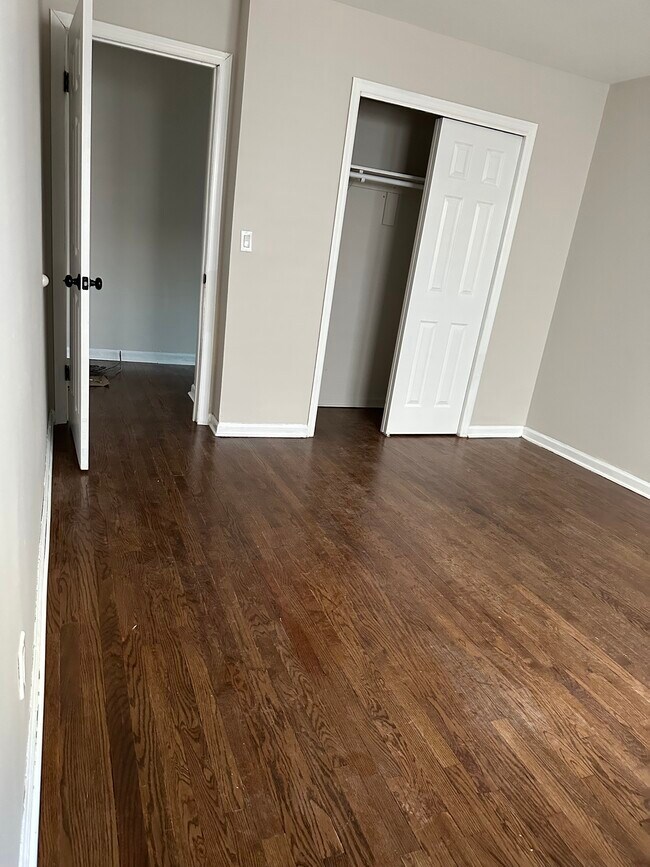 Building Photo - 64 40th St