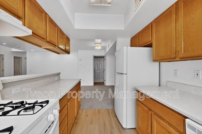 Building Photo - 1732 Del Cielo Dr NW