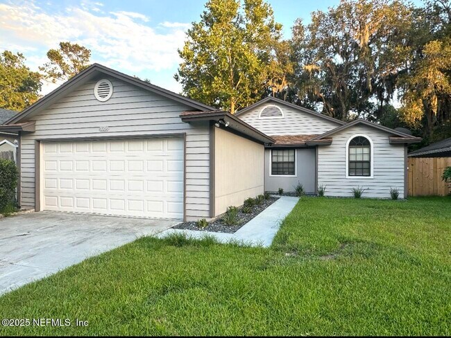 Building Photo - 4364 Lake Woodbourne Dr S