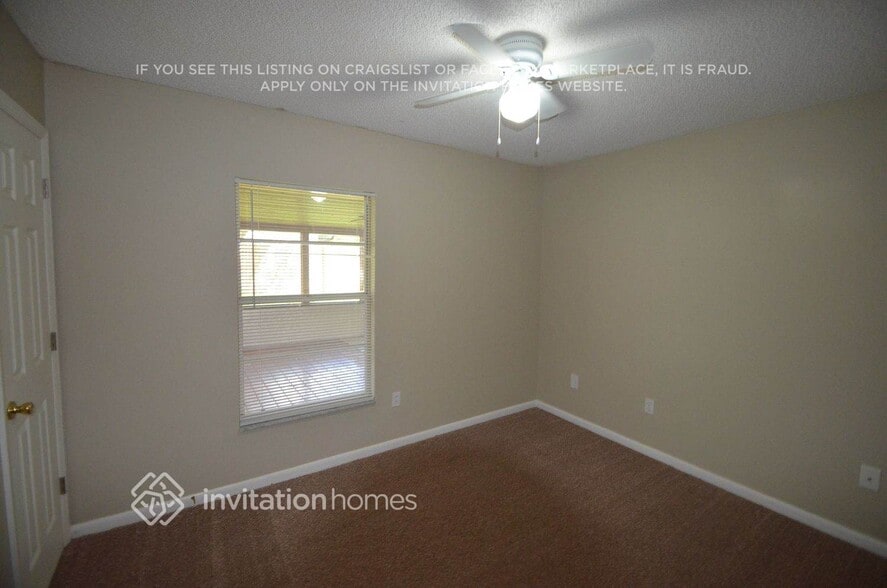 Building Photo - 8803 Hampden Dr