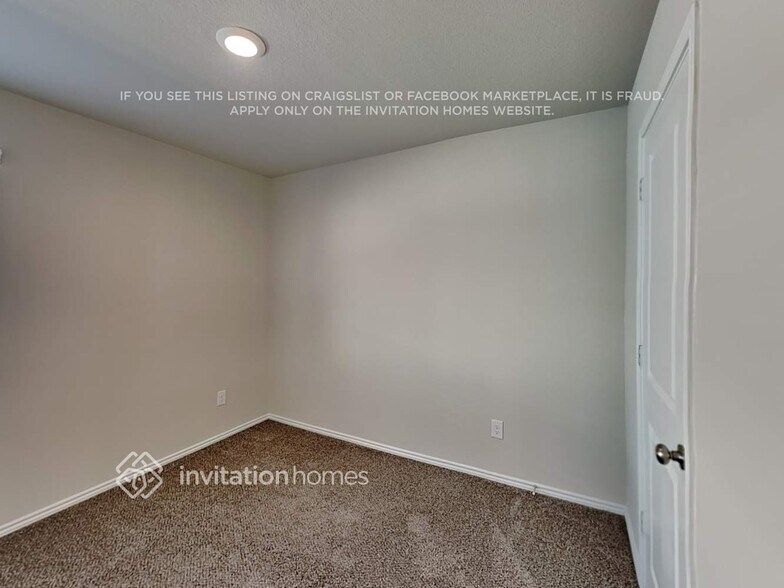 Building Photo - 5713 Verracio Ct