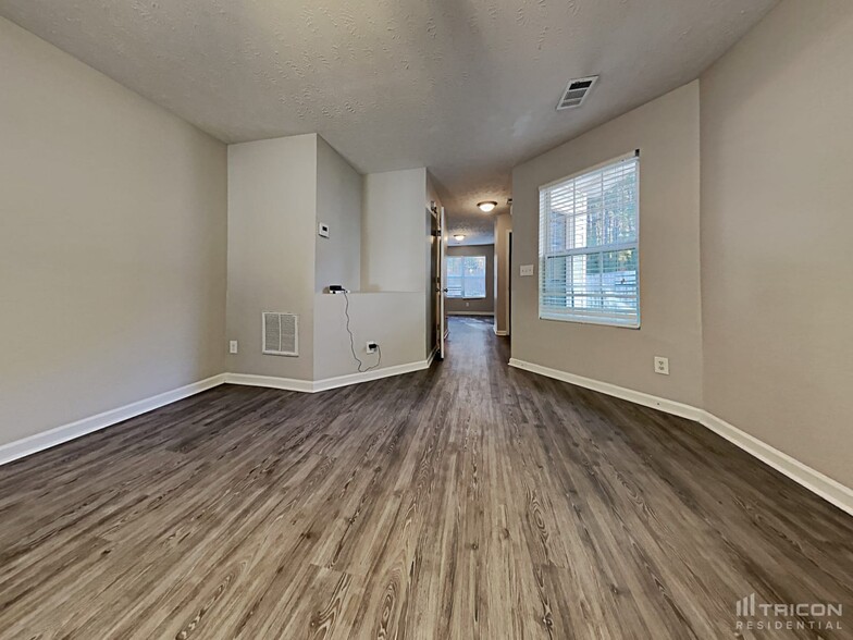Building Photo - 3747 Oakland Spring Ct