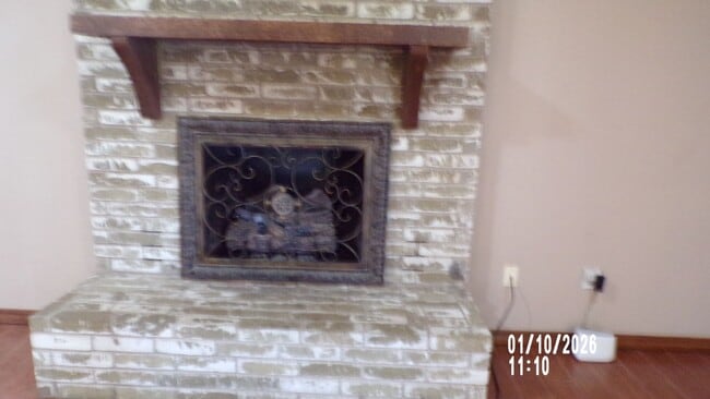 Building Photo - Fantasic Country Club West Home