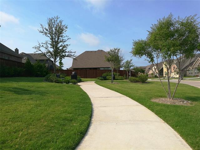 Building Photo - 4504 Mimosa Dr