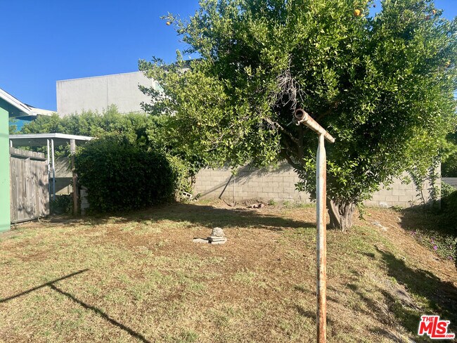 Building Photo - 4316 Perlita Ave