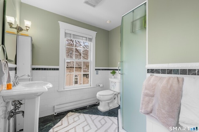 Building Photo - 38 Wooster Hts Rd