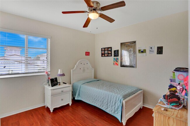 Building Photo - 12600 SW 50th Ct