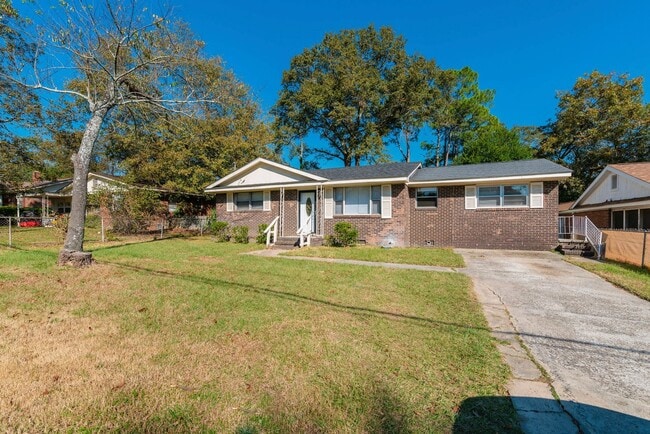 Building Photo - $1,250 - 3 bed/2 bath house for rent in Fl...